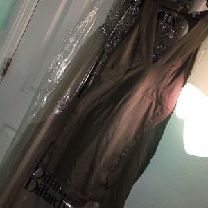 A green Bodycon Dress with a slit above knee